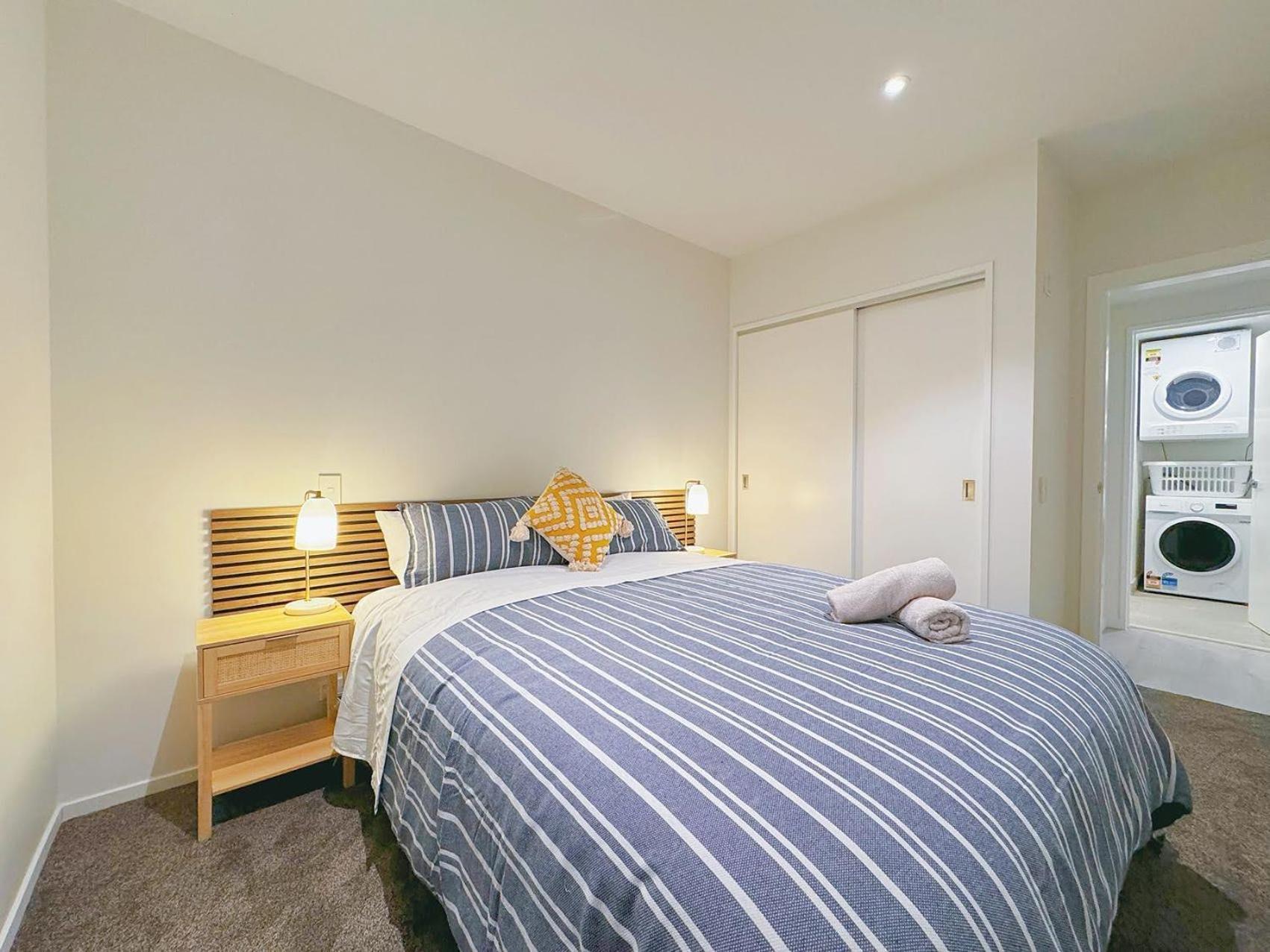 Modern 2Br Central Petone Gem Лоуэр-Хатт Экстерьер фото